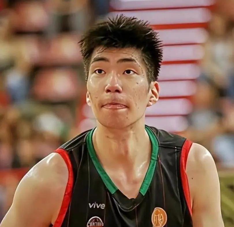 div, 至西乙联赛, 余嘉豪持续 div, 至西乙联赛, 余嘉豪持续