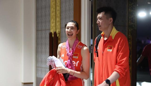 报道存在, entit, 站稳脚跟